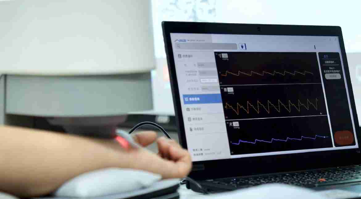 z6mg·人生就是博耘康以高解析与拟真的显示技术，，，，将其应用于中医检测，，，提供“中医数位化检测方案”，，使传统中医检测结果数据化与可视化